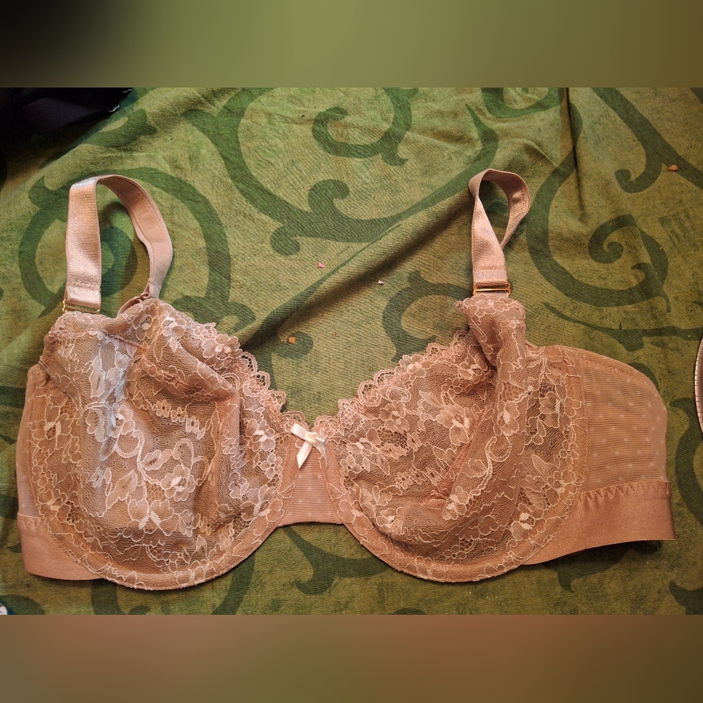 Lace Underwire Bra - Beige
